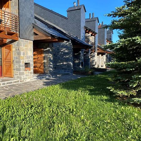 Chalet Los Ibones - Lodge Formigal Bagian luar foto